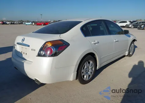 2009 Nissan Altima 2.5 S z USA, uszkodzony, nr VIN 1N4AL21E49N547957